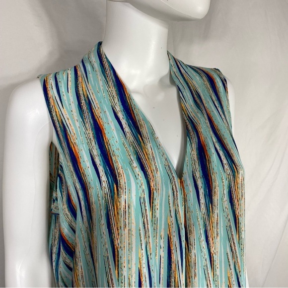 Worthington Sleeveless V-Neck Tunic Length Blouse - Picture 2 of 6